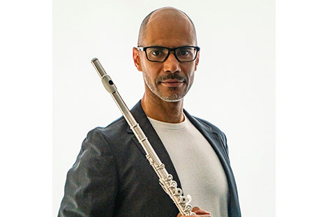 Ysmael Reyes, flute